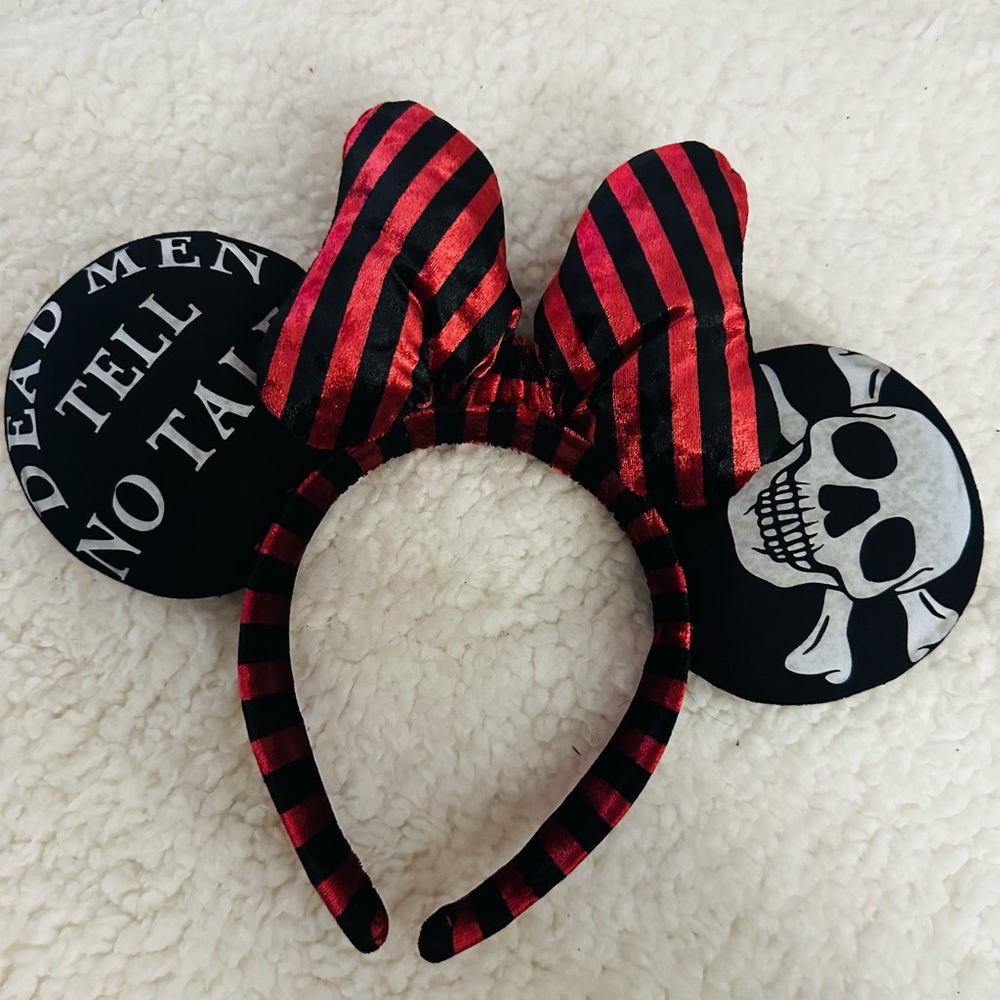 ⚔️ NEW! Pirates of the Caribbean Disney Mickey Ears ⚔️